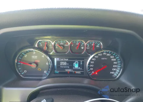 2018 Chevrolet Silverado 1500 1Lt из США, поврежденный, VIN 3GCUKREC8JG277947